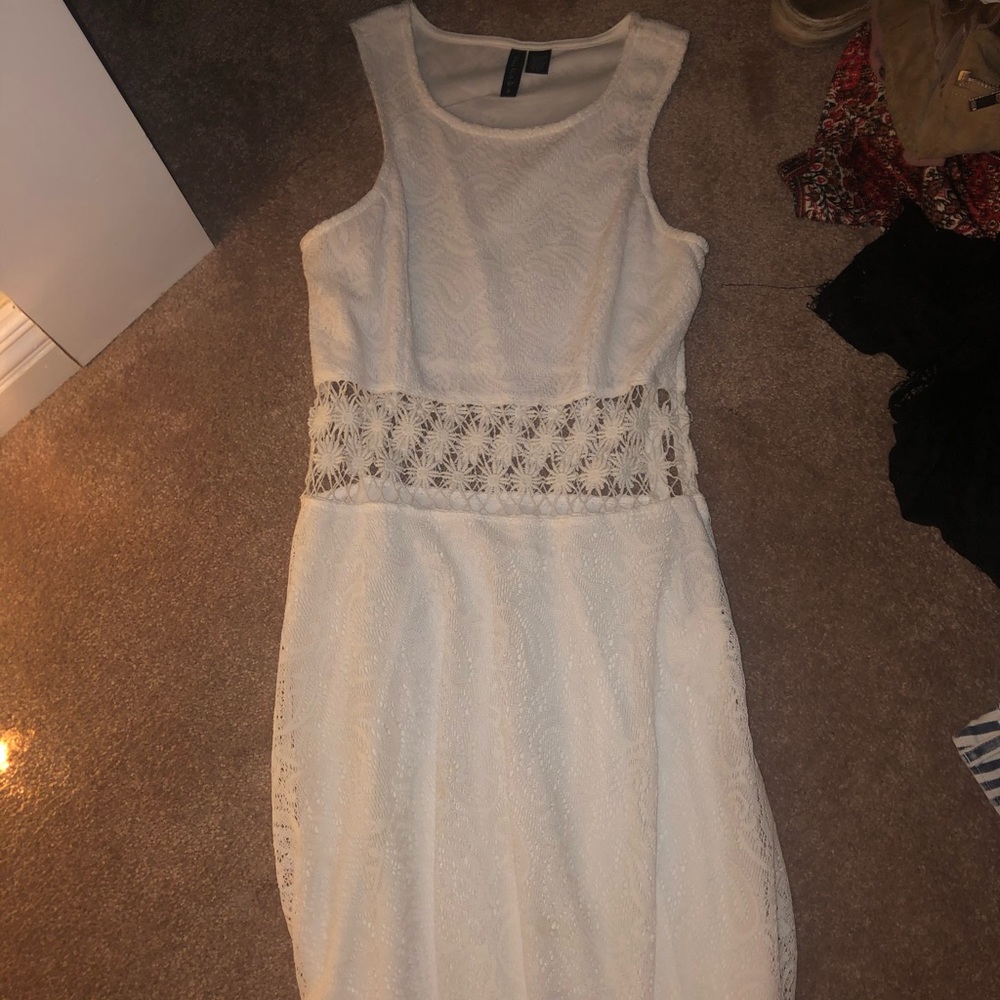 White lace dress